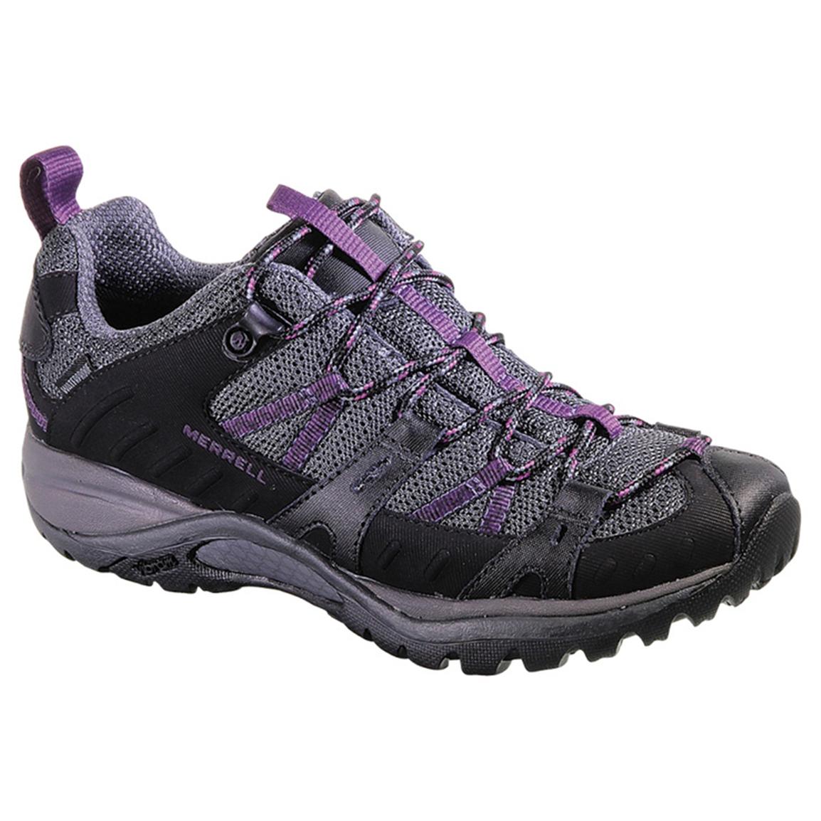 Best Women's Hiking Shoes Advice by Holly Shoefinder – Your Hiking Expert