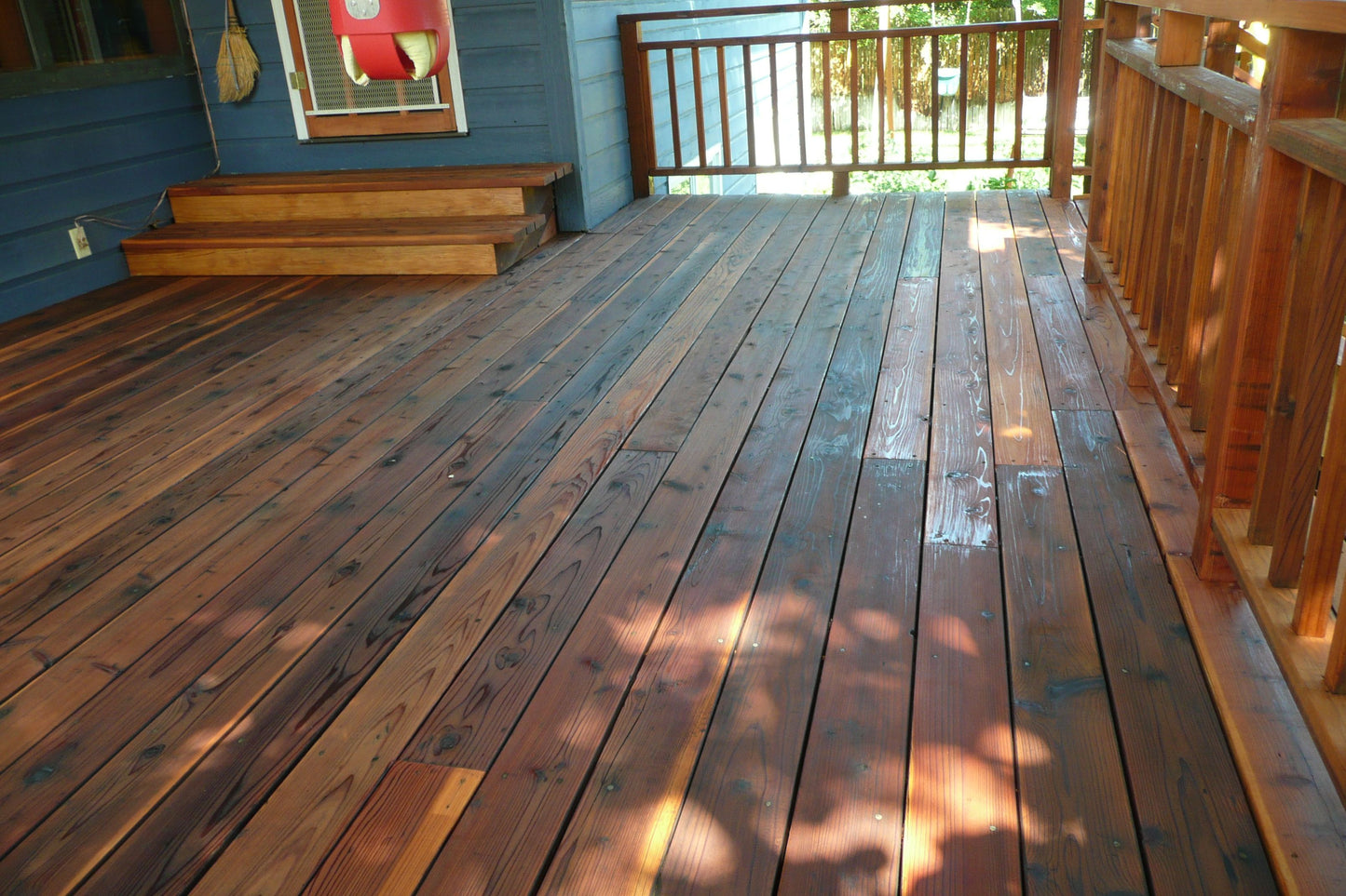 Best Deck Stain Advice by Jordan Stainer – Your Outdoor Living Expert